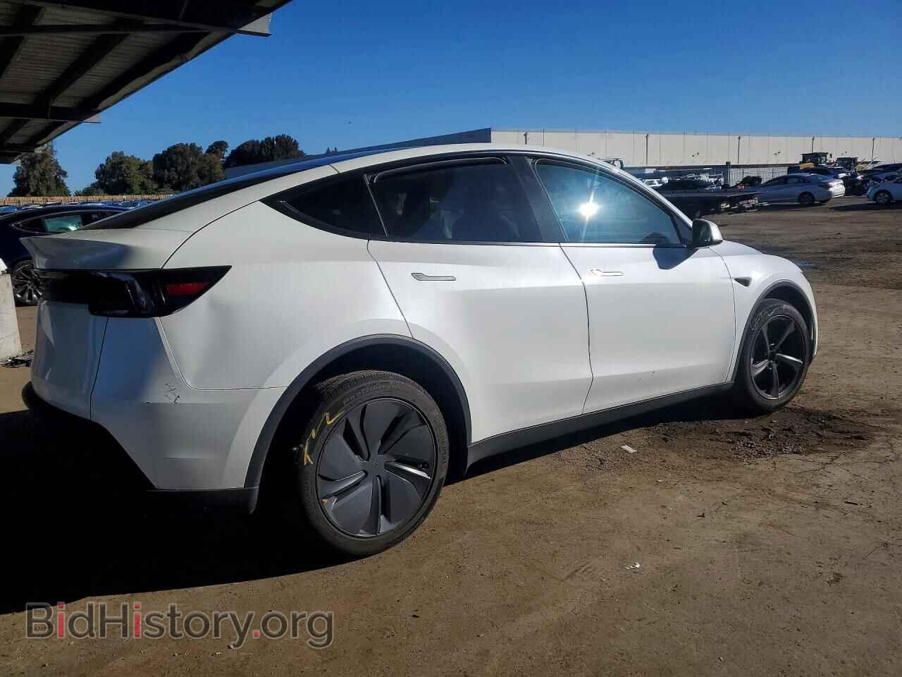 2026 TESLA MODEL Y - VIN: 7SAYGDED9TF451020 - Фото 3