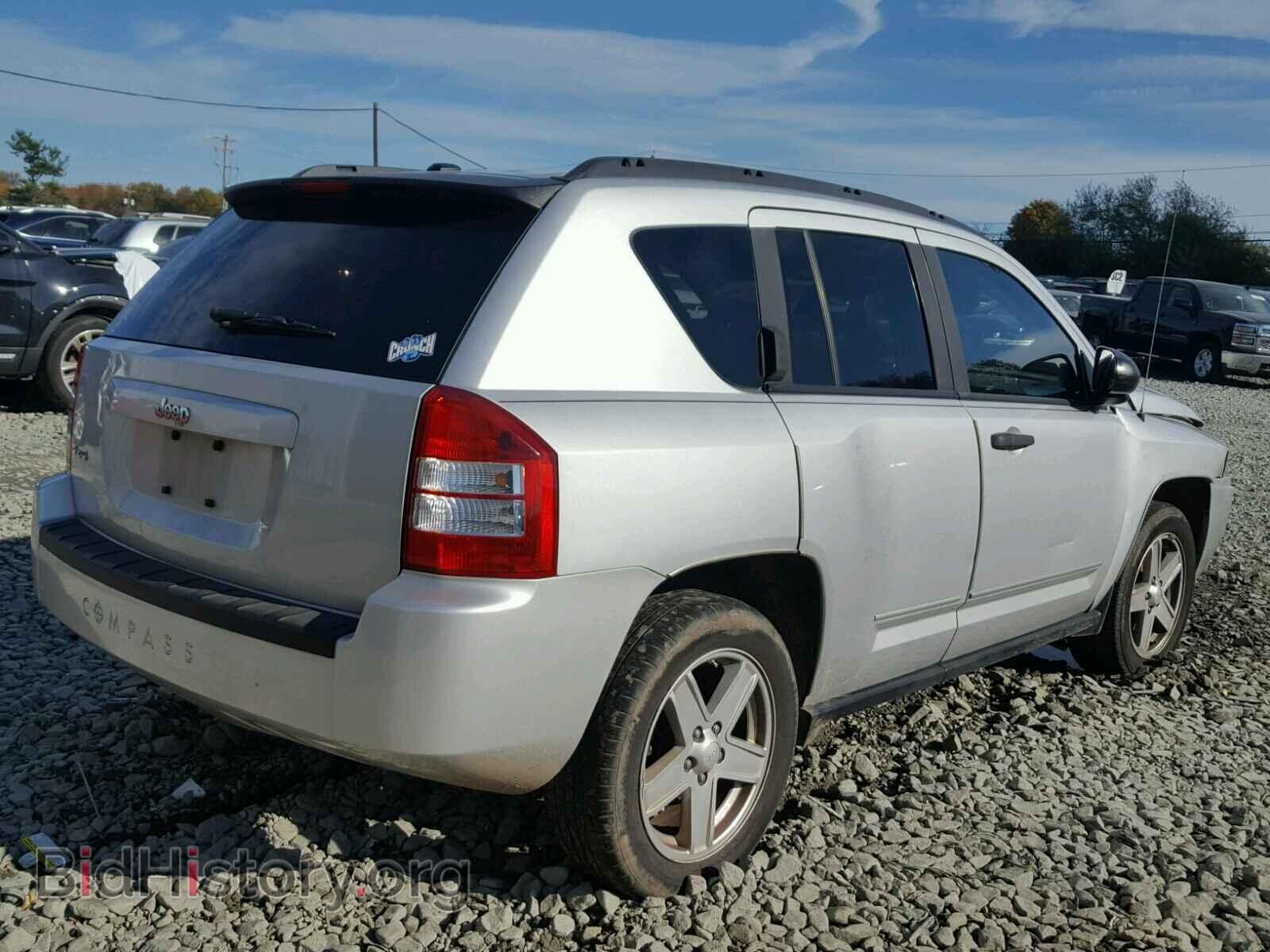 2008 JEEP COMPASS - VIN: 1J8FF47W48D759693 - Фото 4