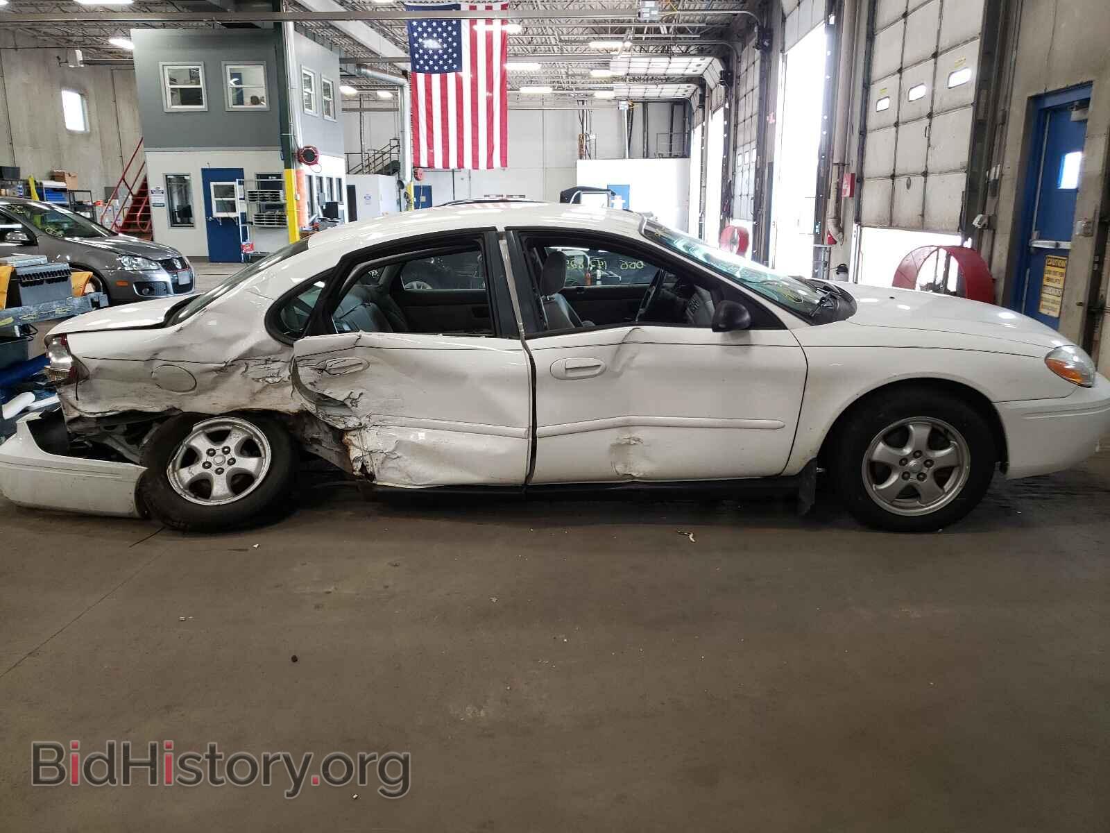 2006 FORD TAURUS - VIN: 1FAFP53U16A183984 - Фото 9