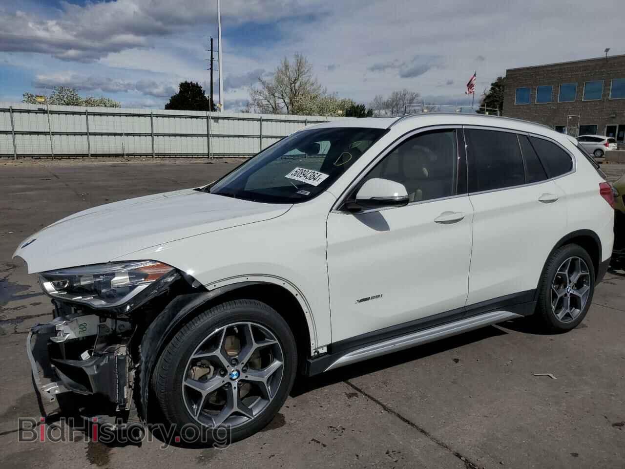 Photo WBXHT3C37GP887974 - BMW X1 2016