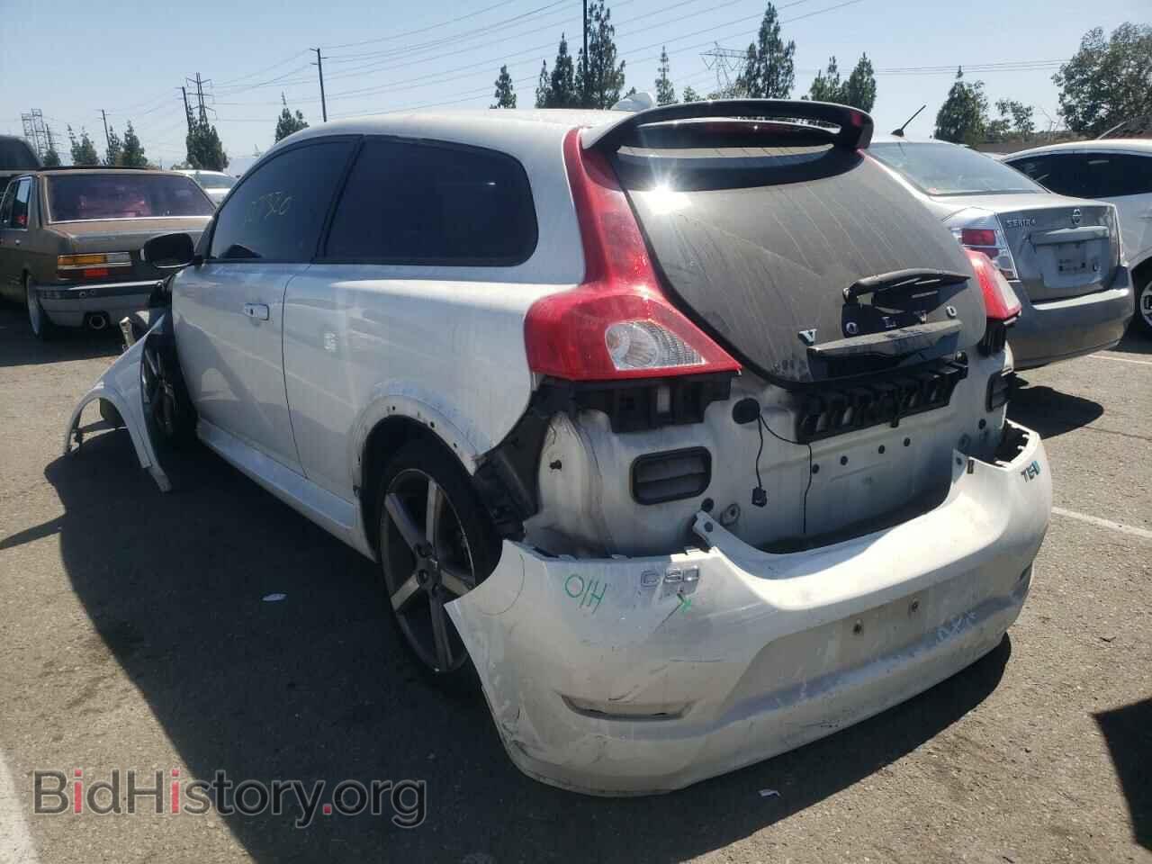 2011 VOLVO C30 - VIN: YV1672MK1B2229320 - Фото 3