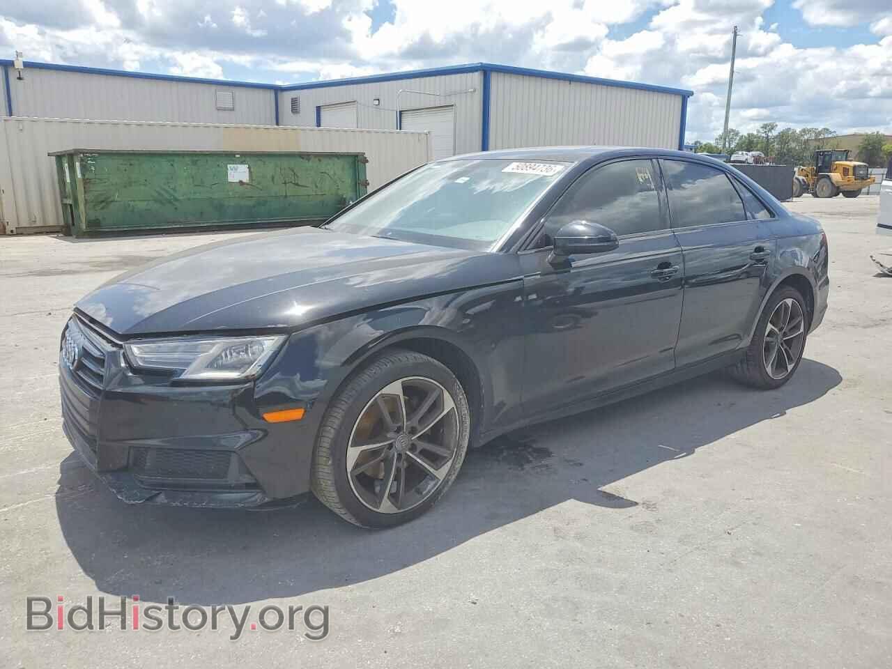 Photo WAUGMAF44KN016675 - AUDI A4 2019