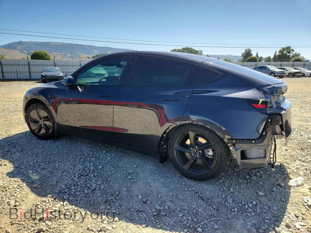 2026 TESLA MODEL Y - VIN: 7SAYGDED2TF414021 - Photo 2
