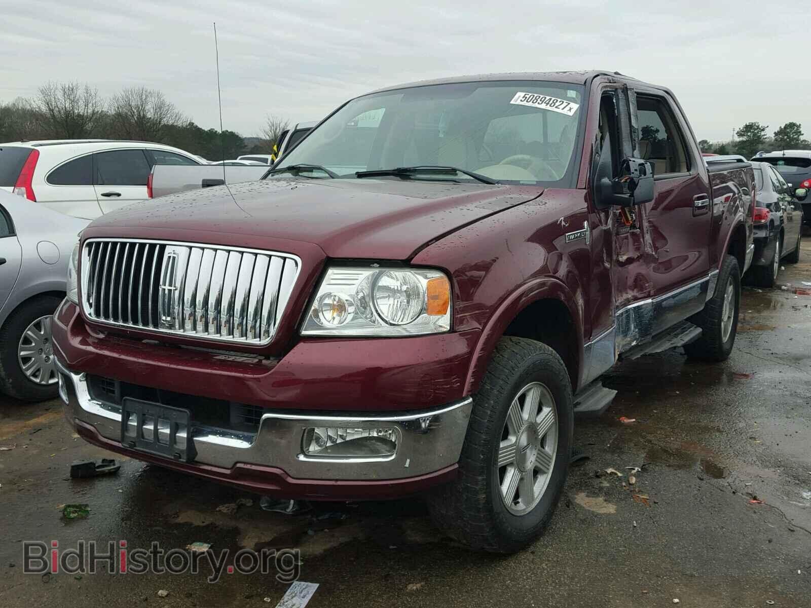 2006 LINCOLN MARK LT - VIN: 5LTPW18516FJ06432 - Фото 2