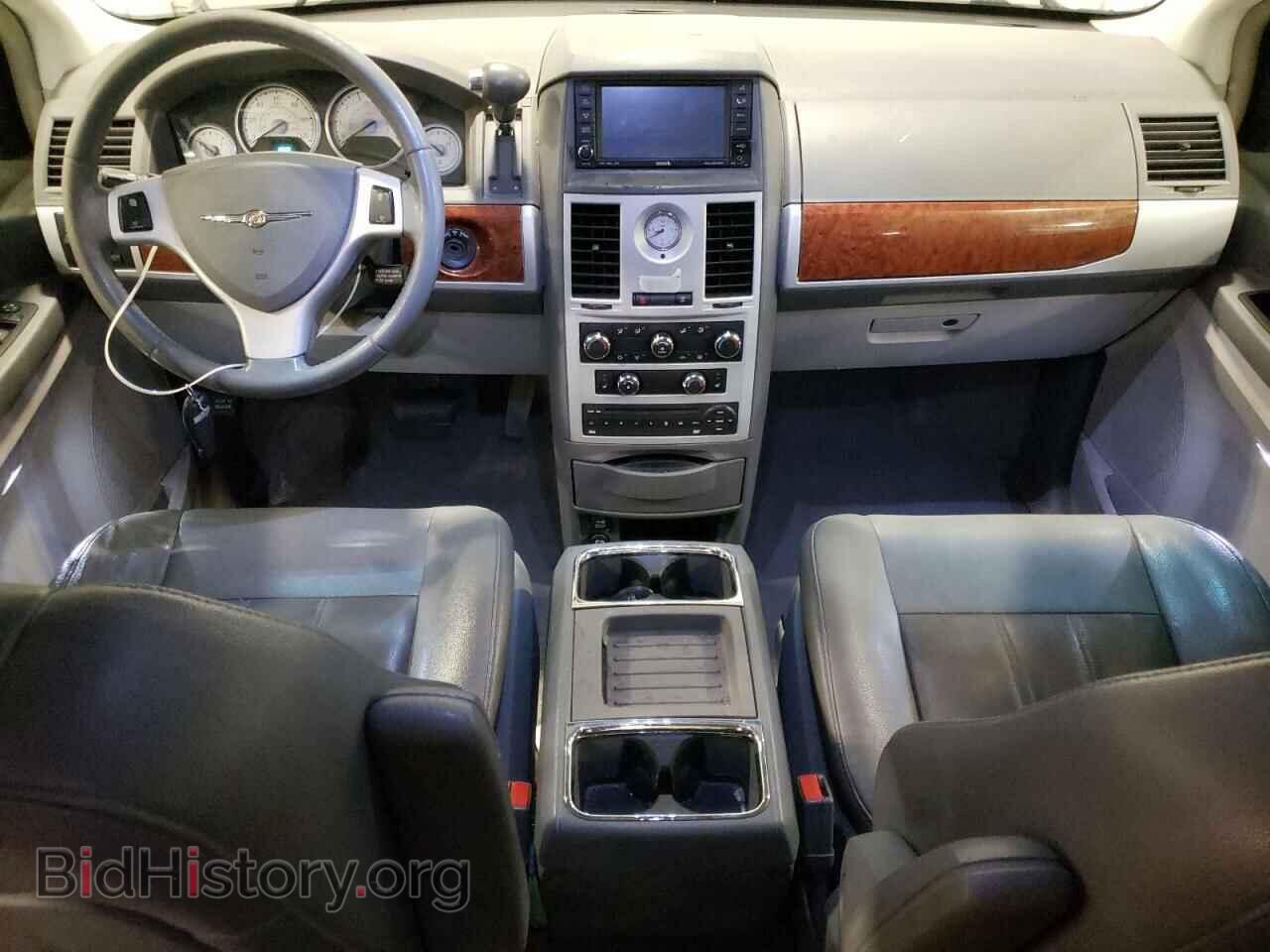 2008 CHRYSLER MINIVAN - VIN: 2A8HR54P98R709890 - Фото 8