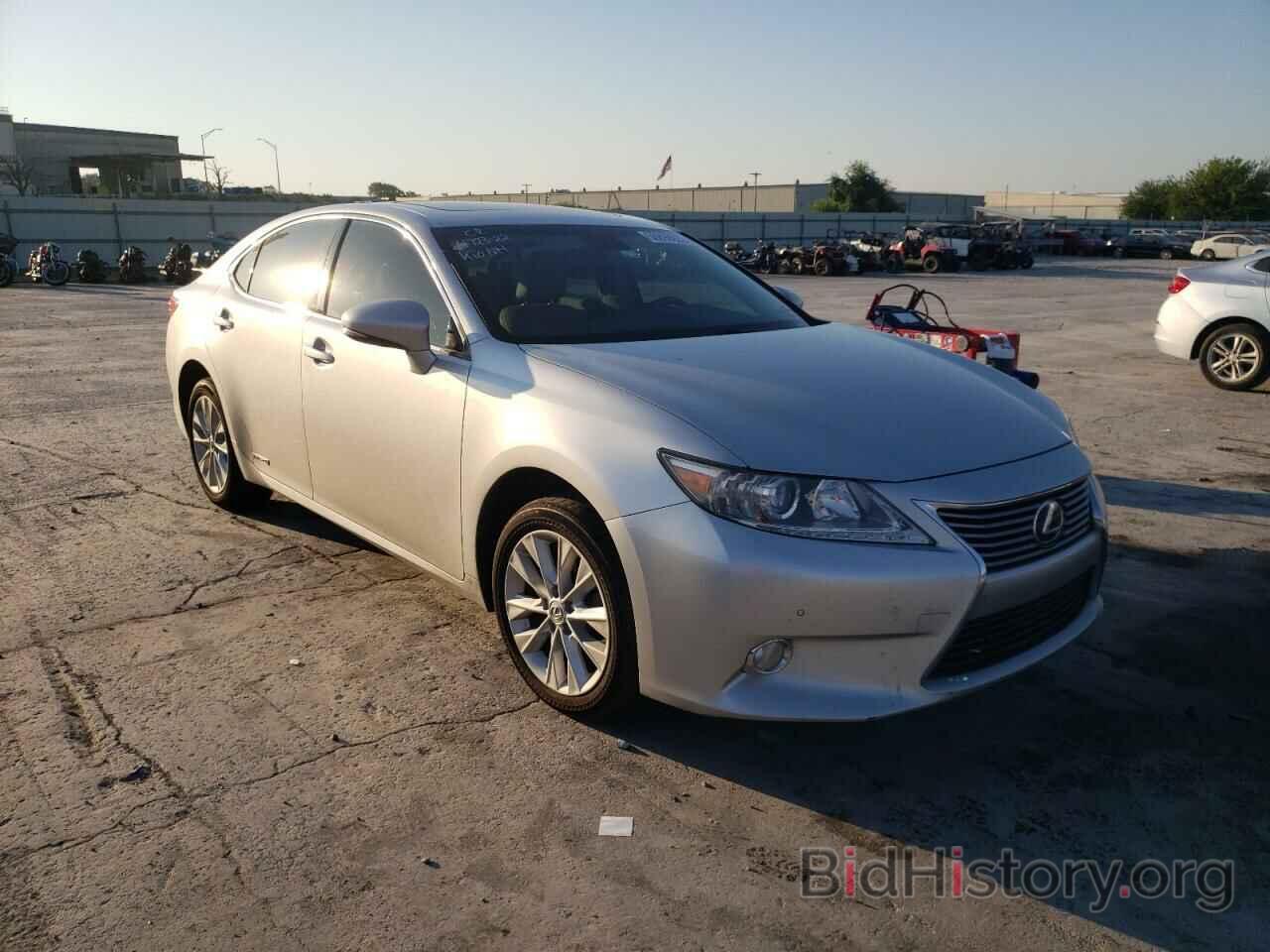 Photo JTHBW1GG7D2006323 - LEXUS ES300 2013