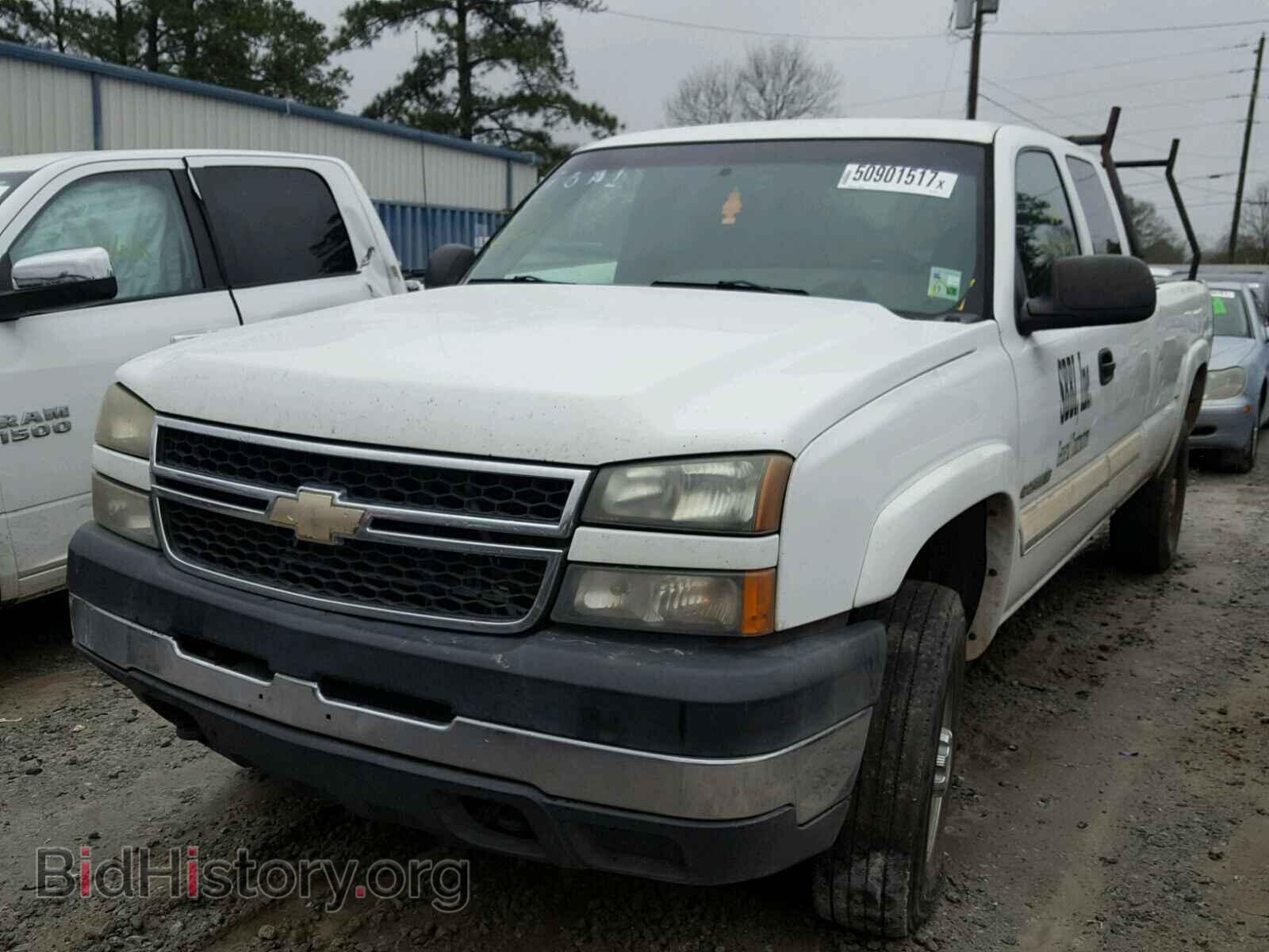 2007 CHEVROLET SILVERADO - VIN: 1GCHK29U77E143894 - Фото 2