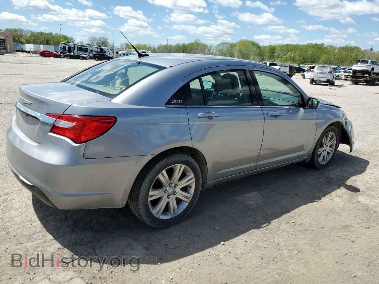 2013 CHRYSLER 200 - VIN: 1C3CCBAB7DN698832 - Фото 3