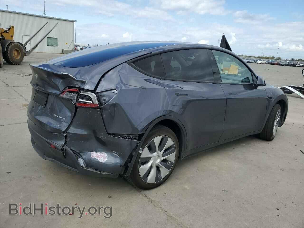 2023 TESLA MODEL Y - VIN: 7SAYGDEE8PF899389 - Фото 3