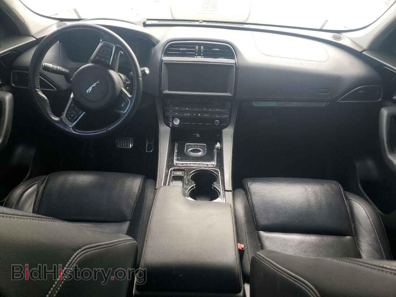 2017 JAGUAR F-PACE - VIN: SADCL2BVXHA047832 - Фото 8
