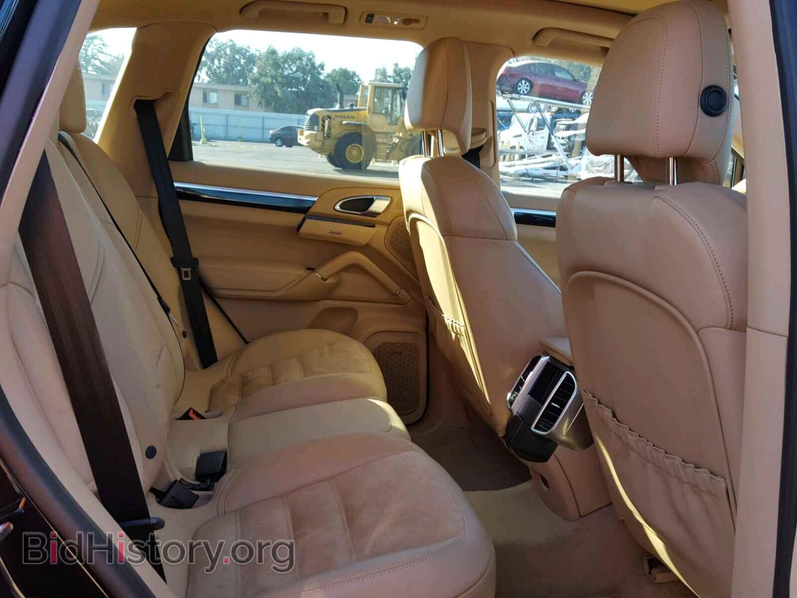 2017 PORSCHE CAYENNE - VIN: WP1AA2A29HKA88817 - Фото 6