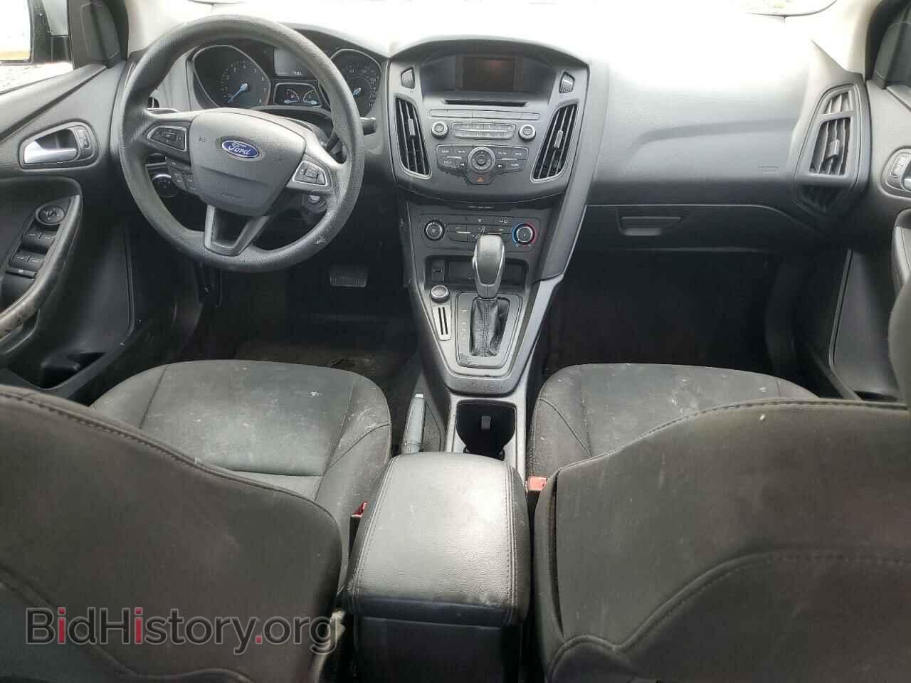 2017 FORD FOCUS - VIN: 1FADP3F2XHL256332 - Фото 8