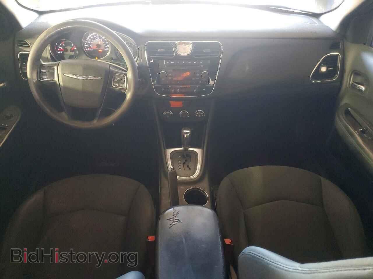 2011 CHRYSLER 200 - VIN: 1C3BC4FB3BN550531 - Фото 8