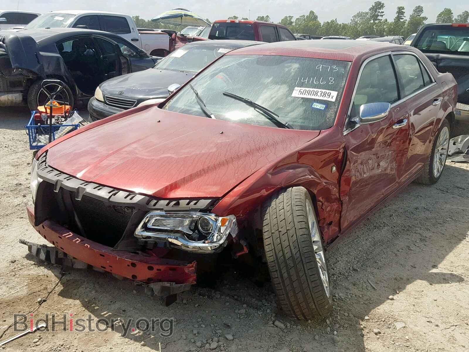 2013 CHRYSLER 300 - VIN: 2C3CCAAG2DH743304 - Фото 2