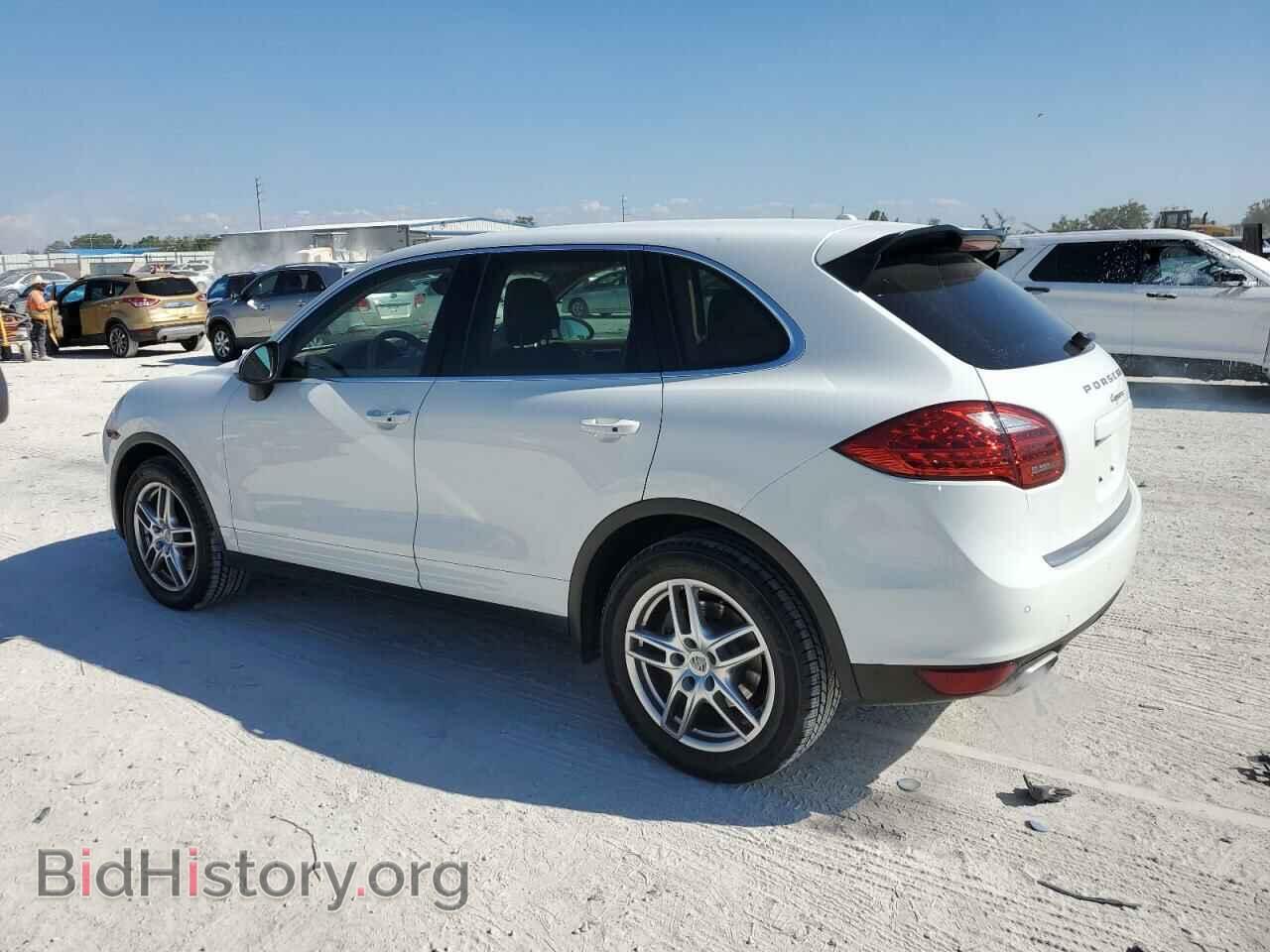 2013 PORSCHE CAYENNE - VIN: WP1AA2A29DLA10865 - Фото 2