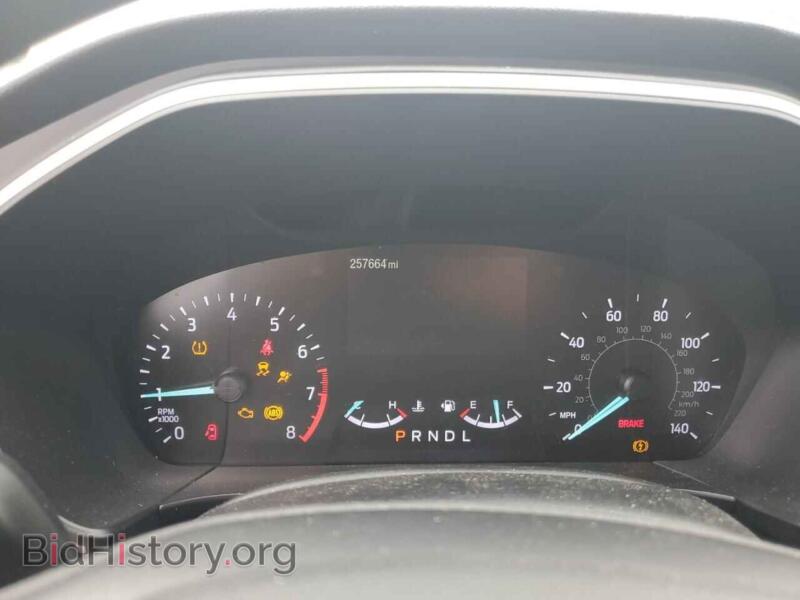 2020 Ford ESCAPE (VIN 1FMCU9G64LUA59948) — фото 9 из 13