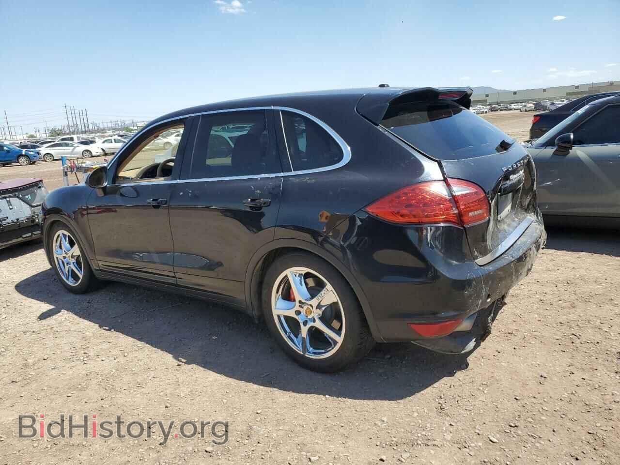 2011 PORSCHE CAYENNE - VIN: WP1AC2A25BLA81424 - Фото 2
