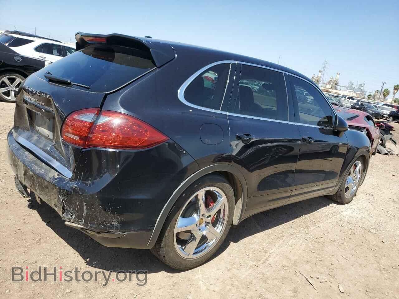 2011 PORSCHE CAYENNE - VIN: WP1AC2A25BLA81424 - Фото 3