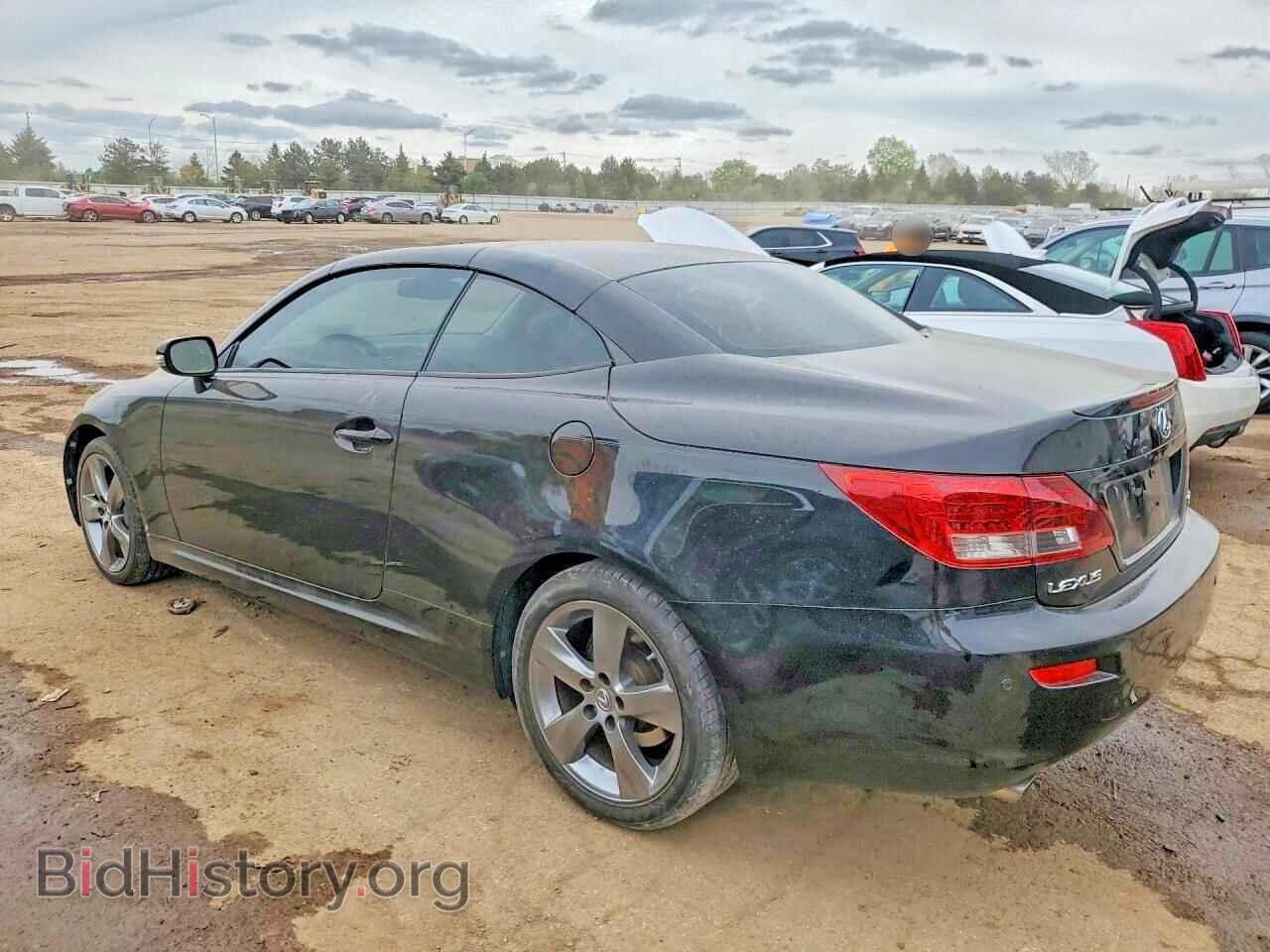 2010 LEXUS IS - VIN: JTHFE2C21A2503559 - Photo 2