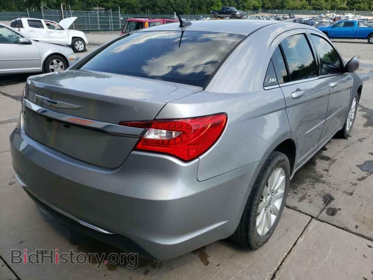 2013 CHRYSLER 200 - VIN: 1C3CCBBG6DN731801 - Фото 4