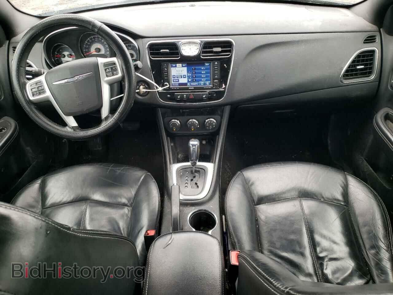 2011 CHRYSLER 200 - VIN: 1C3BC2FG3BN516590 - Фото 8