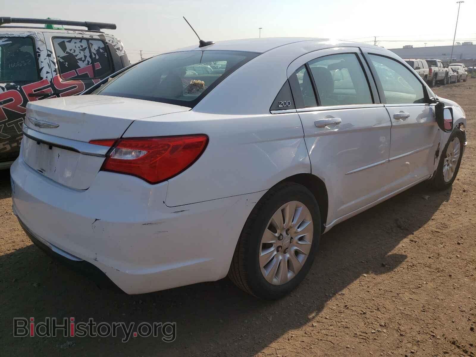 2013 CHRYSLER 200 - VIN: 1C3CCBAB3DN588506 - Фото 4