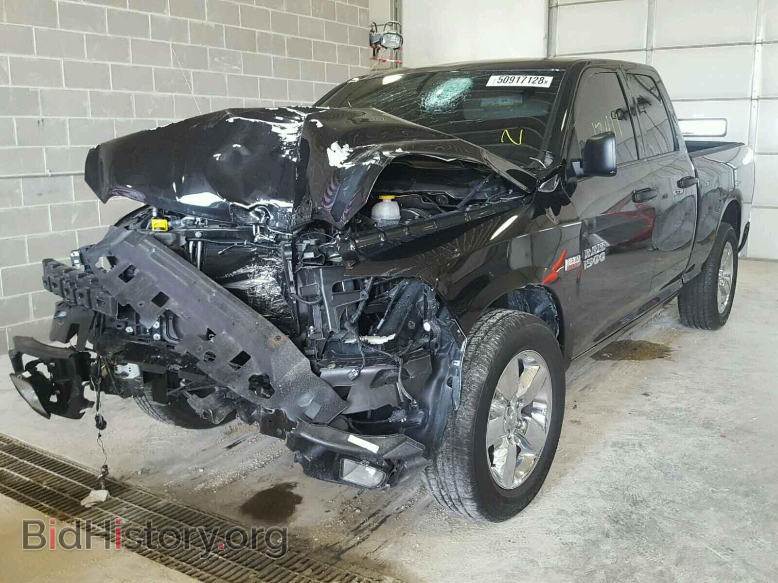 2018 RAM 1500 ST - VIN: 1C6RR6FT6JS280196 - Фото 2