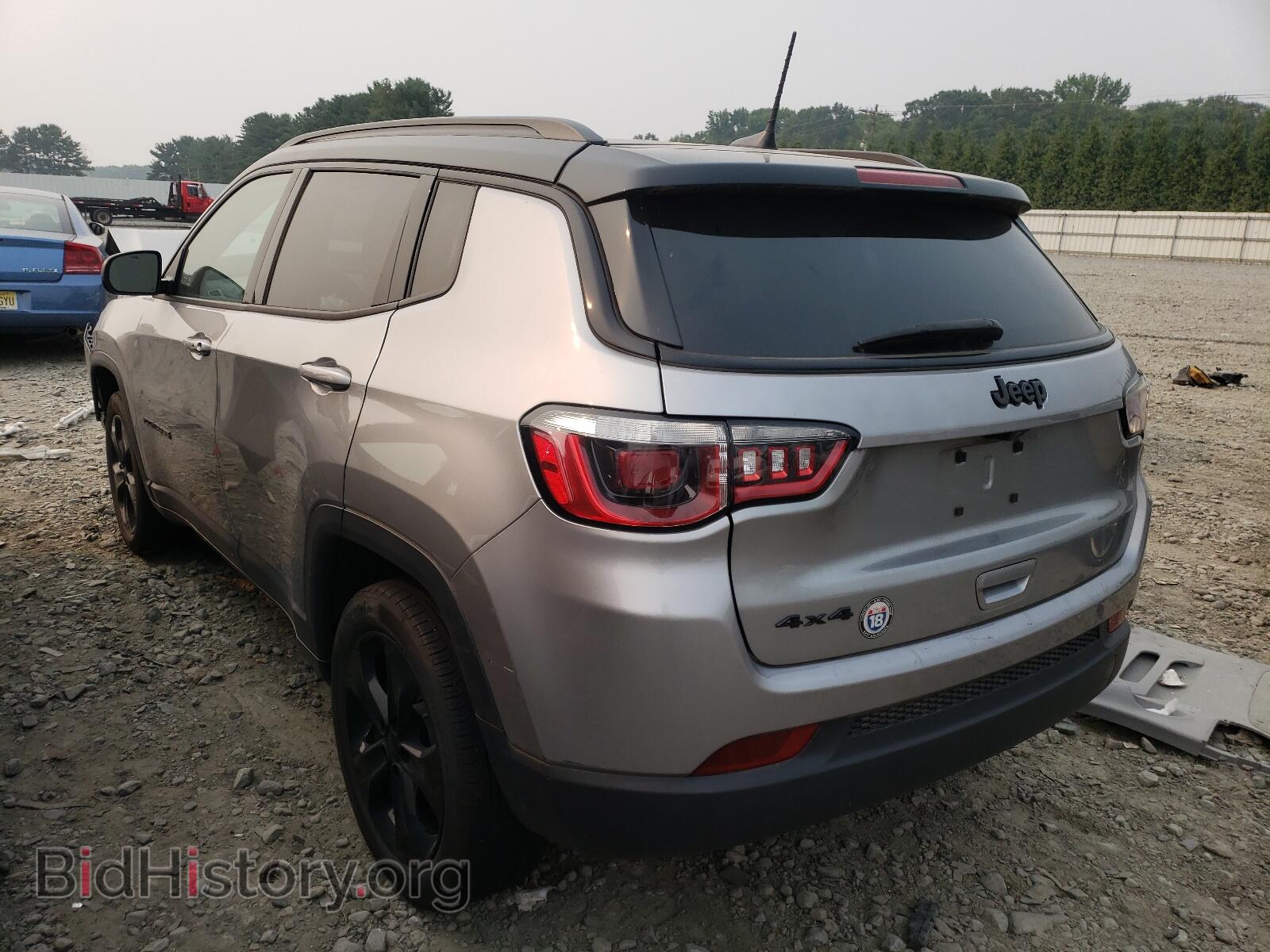 2019 JEEP COMPASS - VIN: 3C4NJDBB4KT734252 - Фото 3