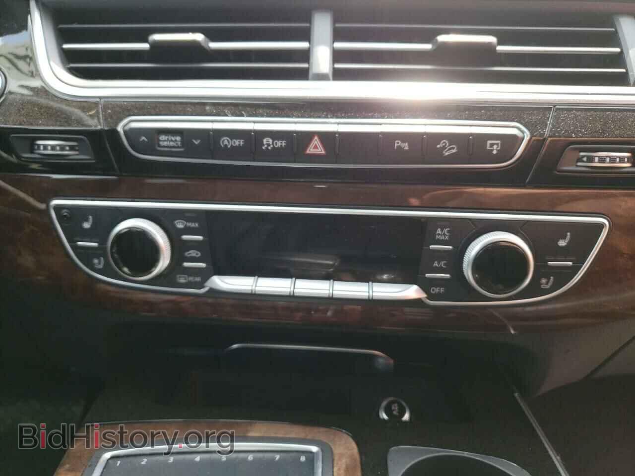 2017 AUDI Q7 - VIN: WA1VAAF77HD012853 - Фото 9