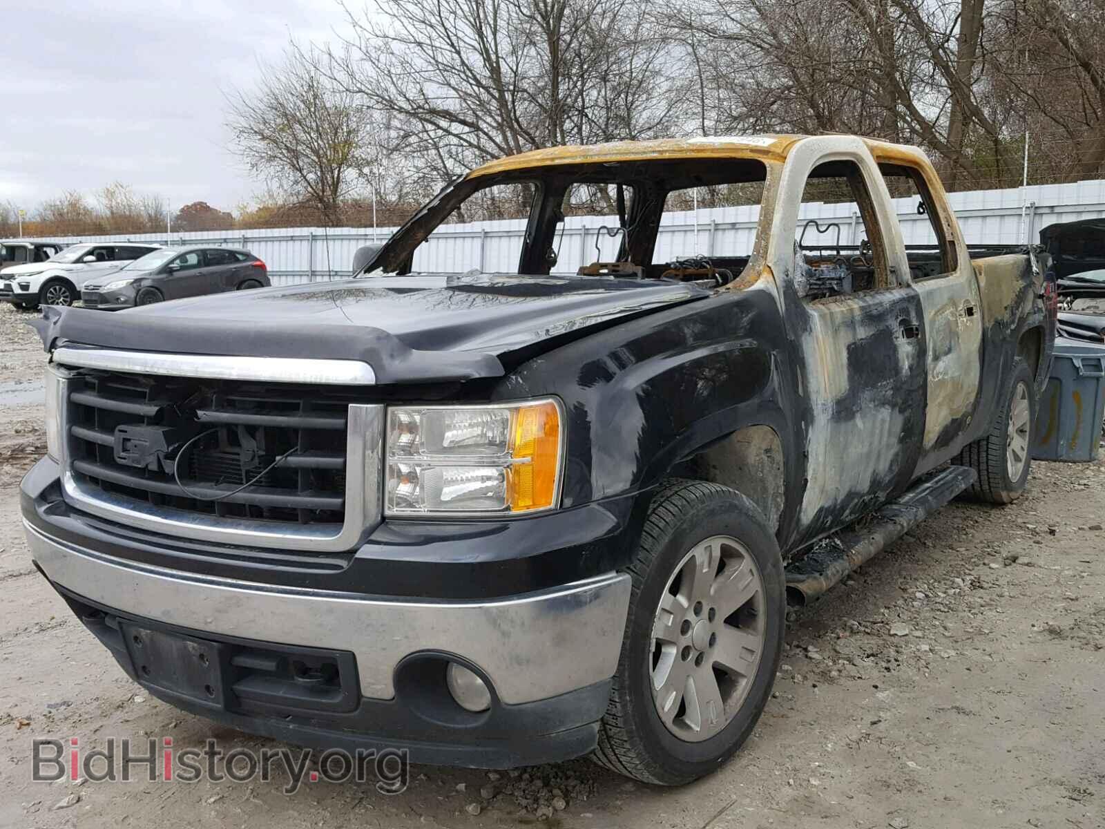 2007 GMC NEW SIERRA - VIN: 2GTEK13M171705487 - Фото 2