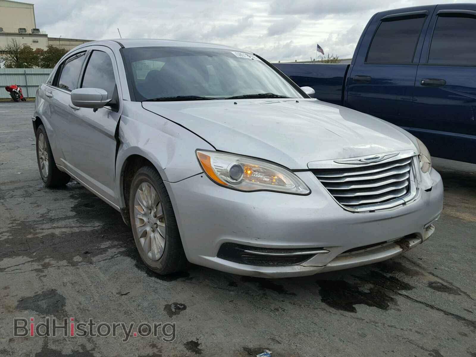 Photo 1C3BC4FB8BN537239 - CHRYSLER 200 2011