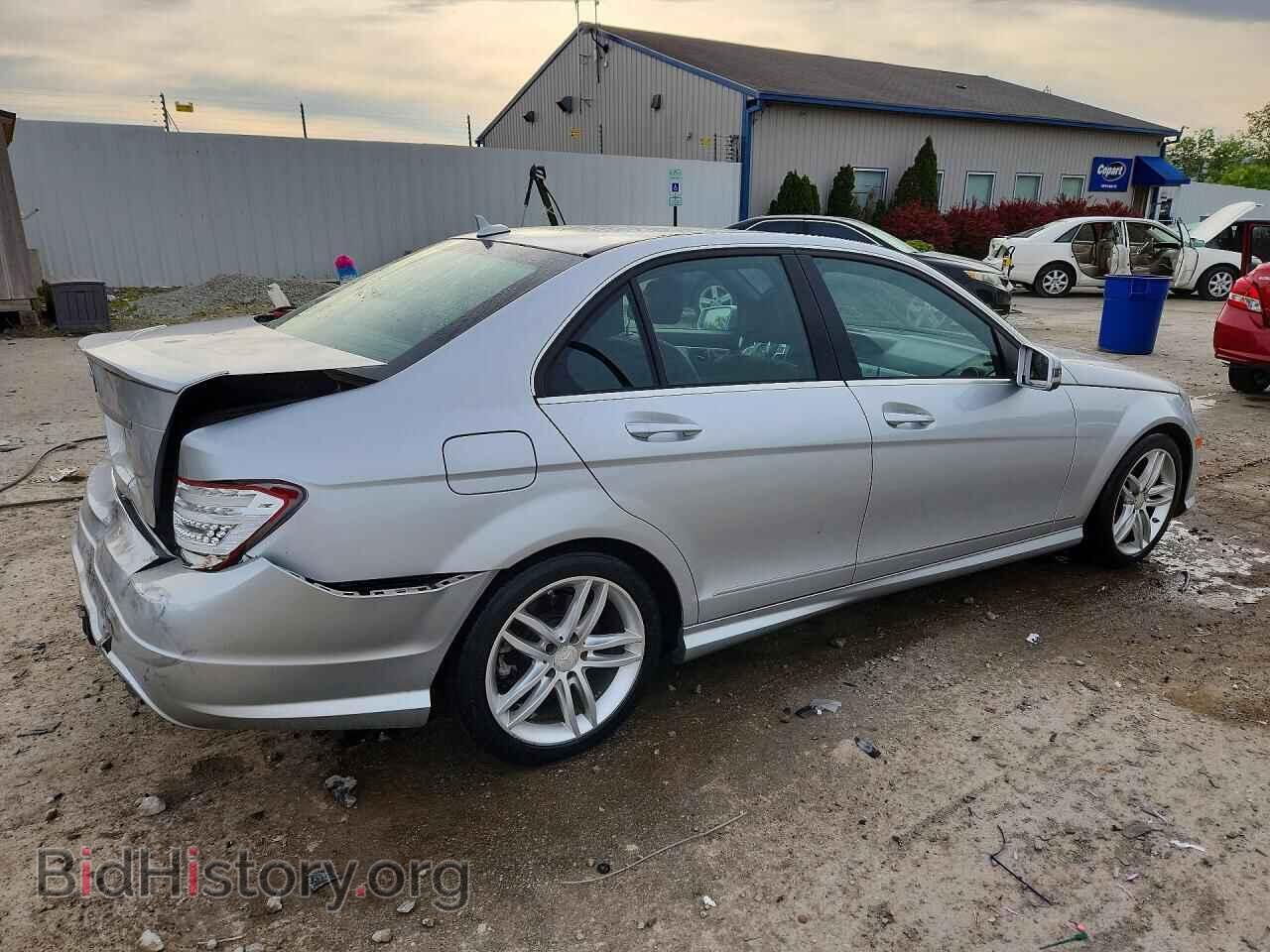 2013 MERCEDES-BENZ C-CLASS - VIN: WDDGF4HB1DA786620 - Photo 3