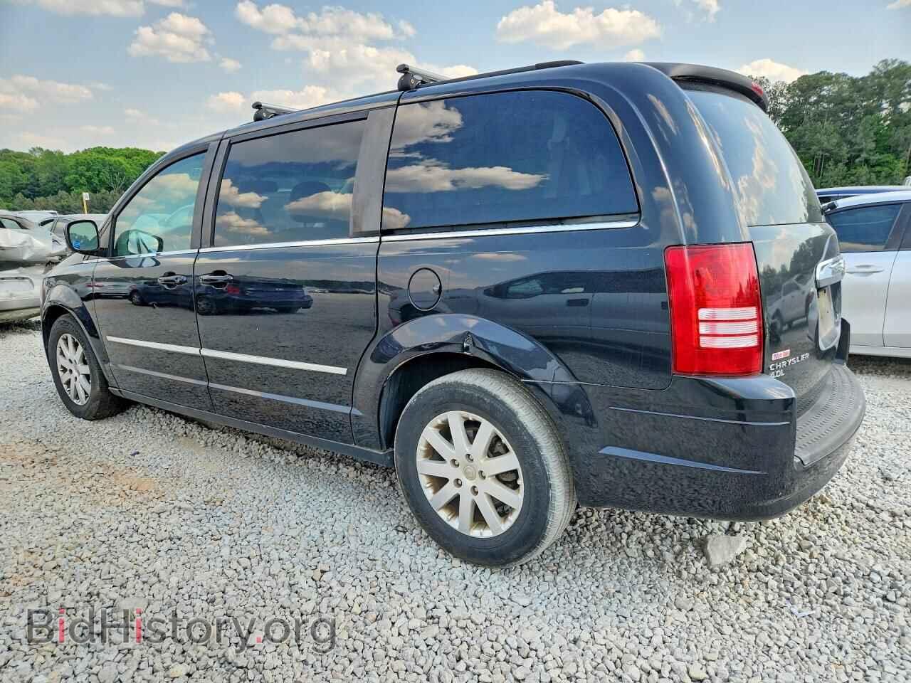 2010 CHRYSLER MINIVAN - VIN: 2A4RR8DX5AR368419 - Фото 2