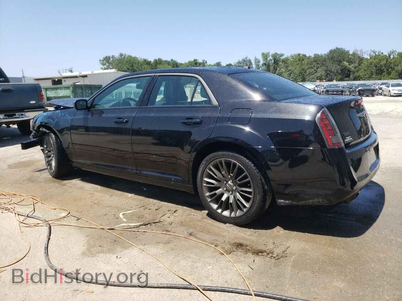2013 CHRYSLER 300 - VIN: 2C3CCADG8DH698560 - Фото 2
