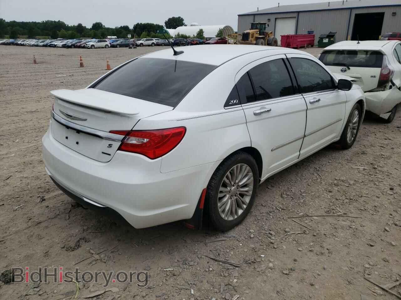 2013 CHRYSLER 200 - VIN: 1C3CCBCG6DN624178 - Фото 4