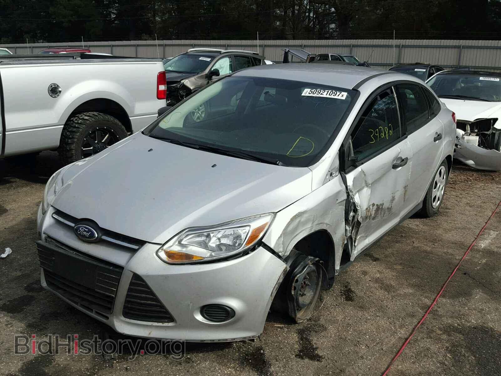 2014 FORD FOCUS - VIN: 1FADP3E21EL387257 - Фото 2