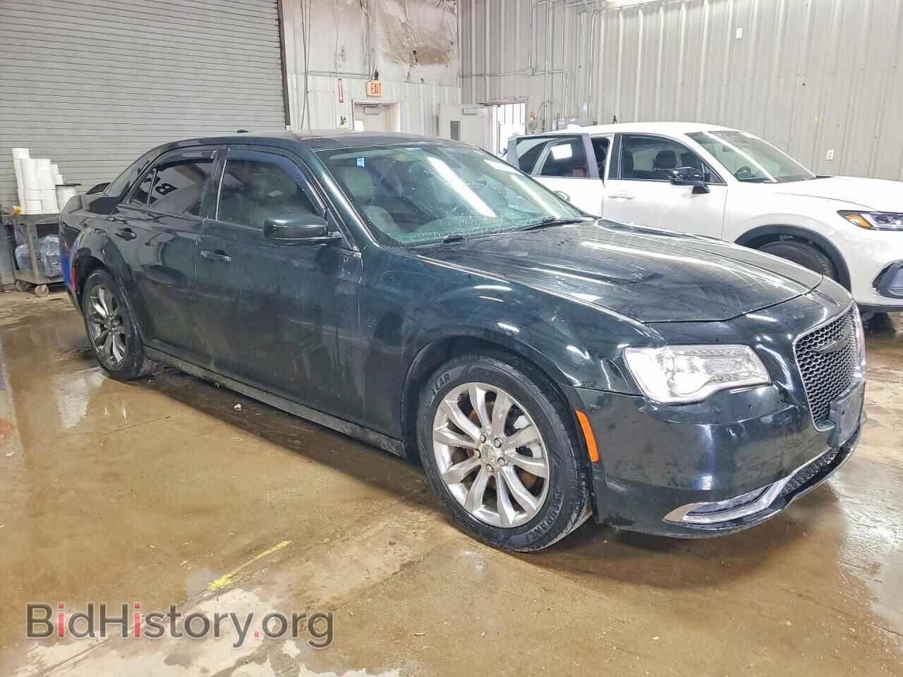 2016 CHRYSLER 300 - VIN: 2C3CCARG8GH194703 - Фото 4