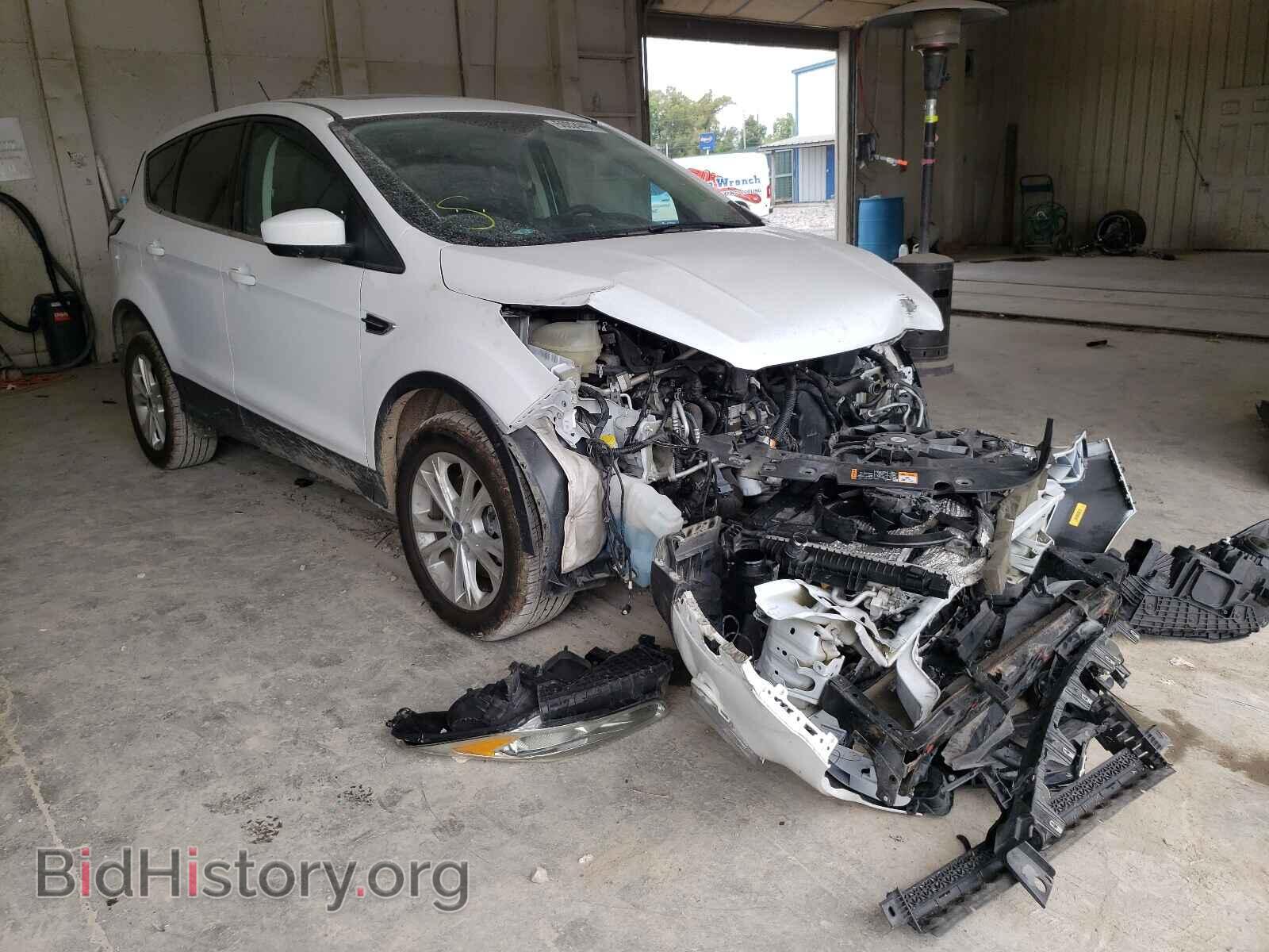 Фотография 1FMCU0G97HUC52365 - FORD ESCAPE 2017
