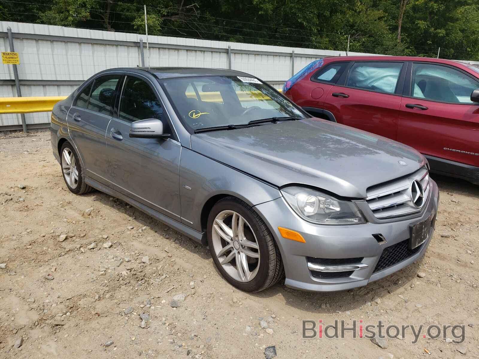 Photo WDDGF4HB9CR200925 - MERCEDES-BENZ C-CLASS 2012