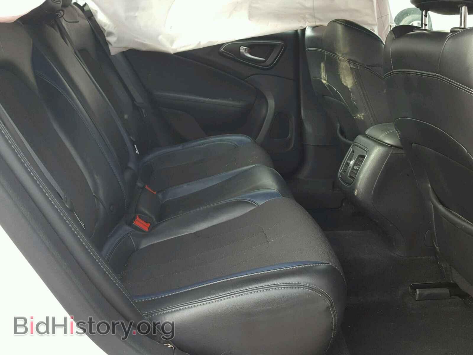 2016 CHRYSLER 200 - VIN: 1C3CCCBB5GN130328 - Фото 6