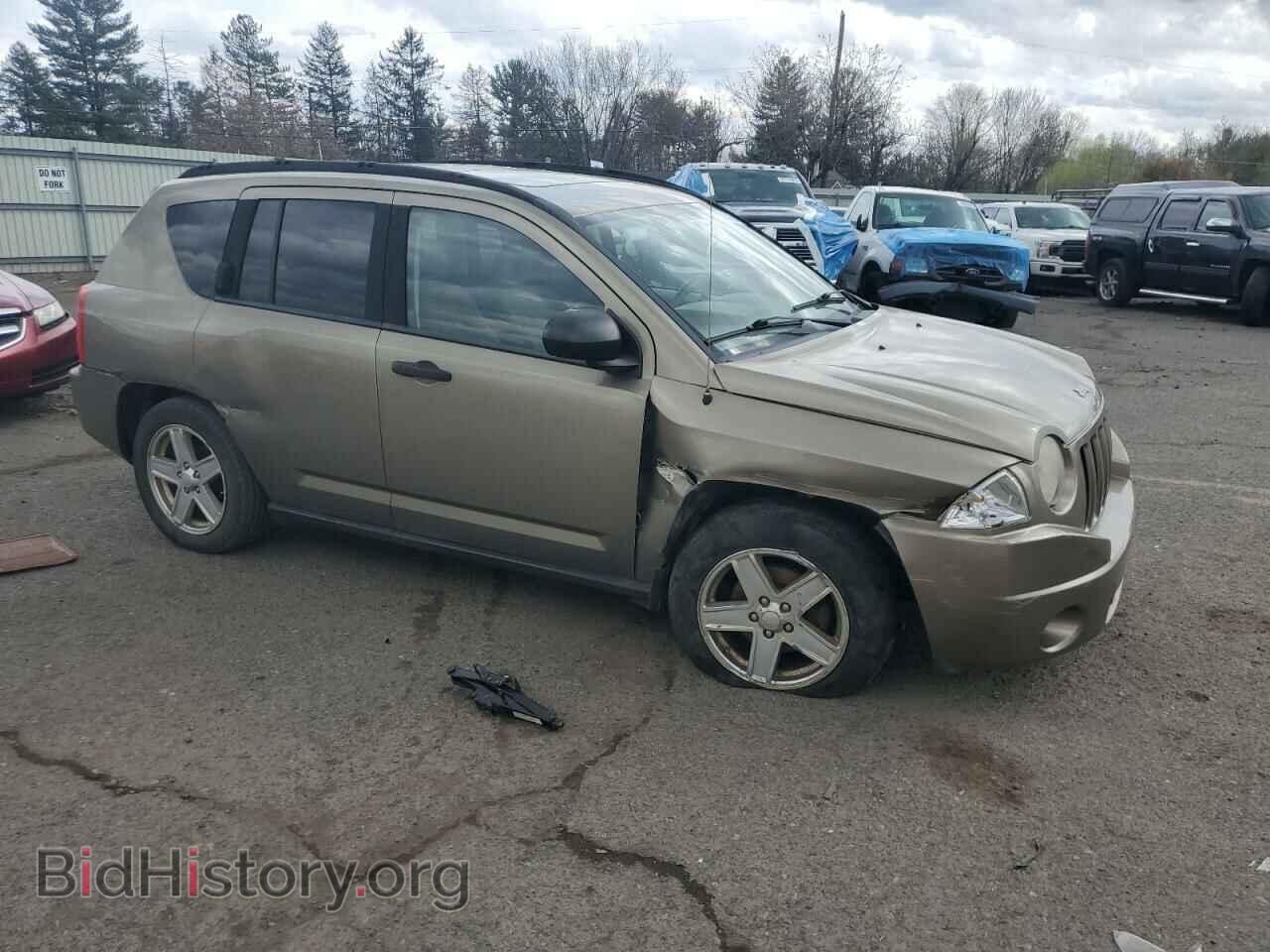 2007 JEEP COMPASS - VIN: 1J8FT47W17D141545 - Фото 4