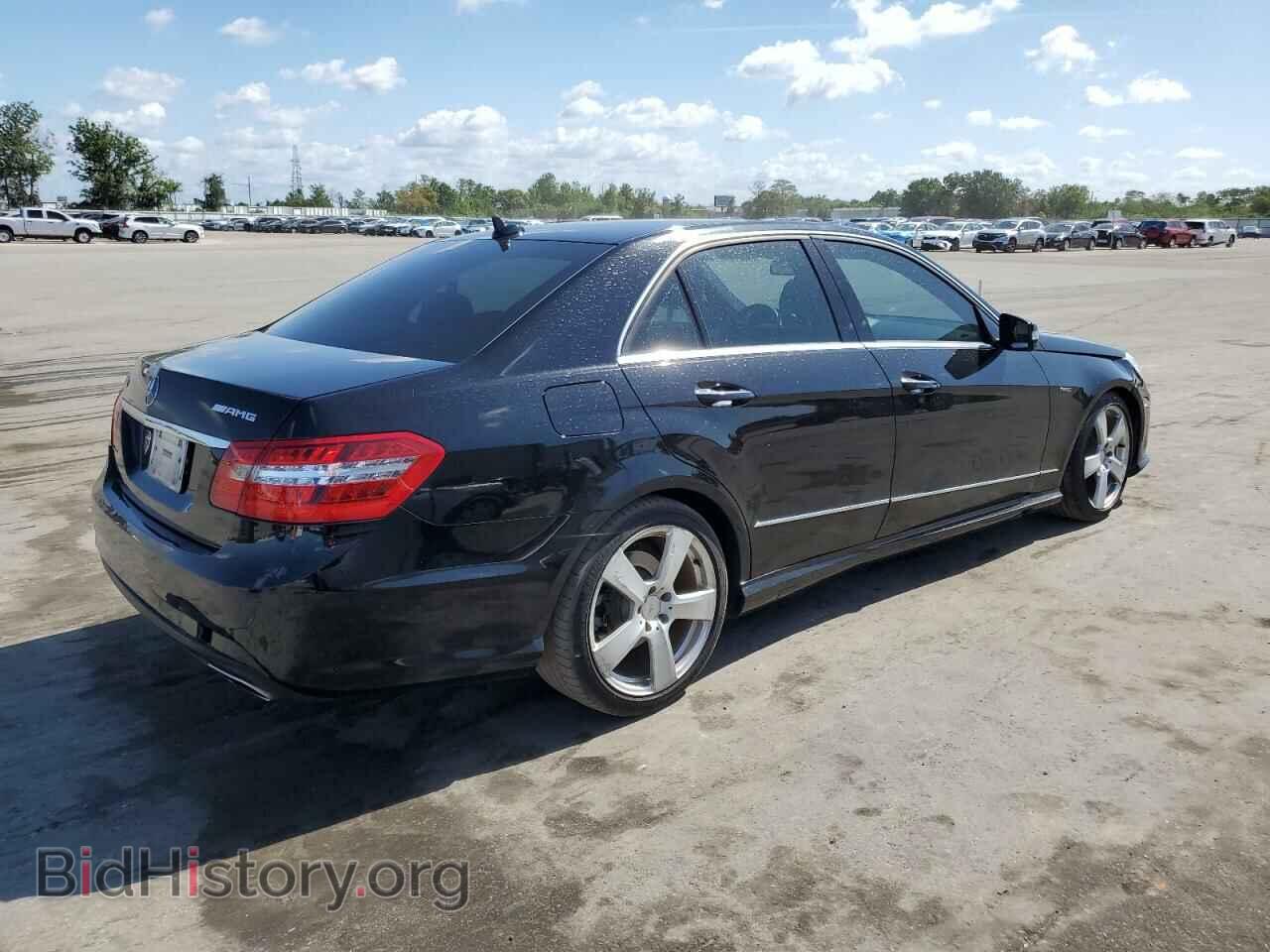 2011 MERCEDES-BENZ E-CLASS - VIN: WDDHF5GB3BA424667 - Фото 3