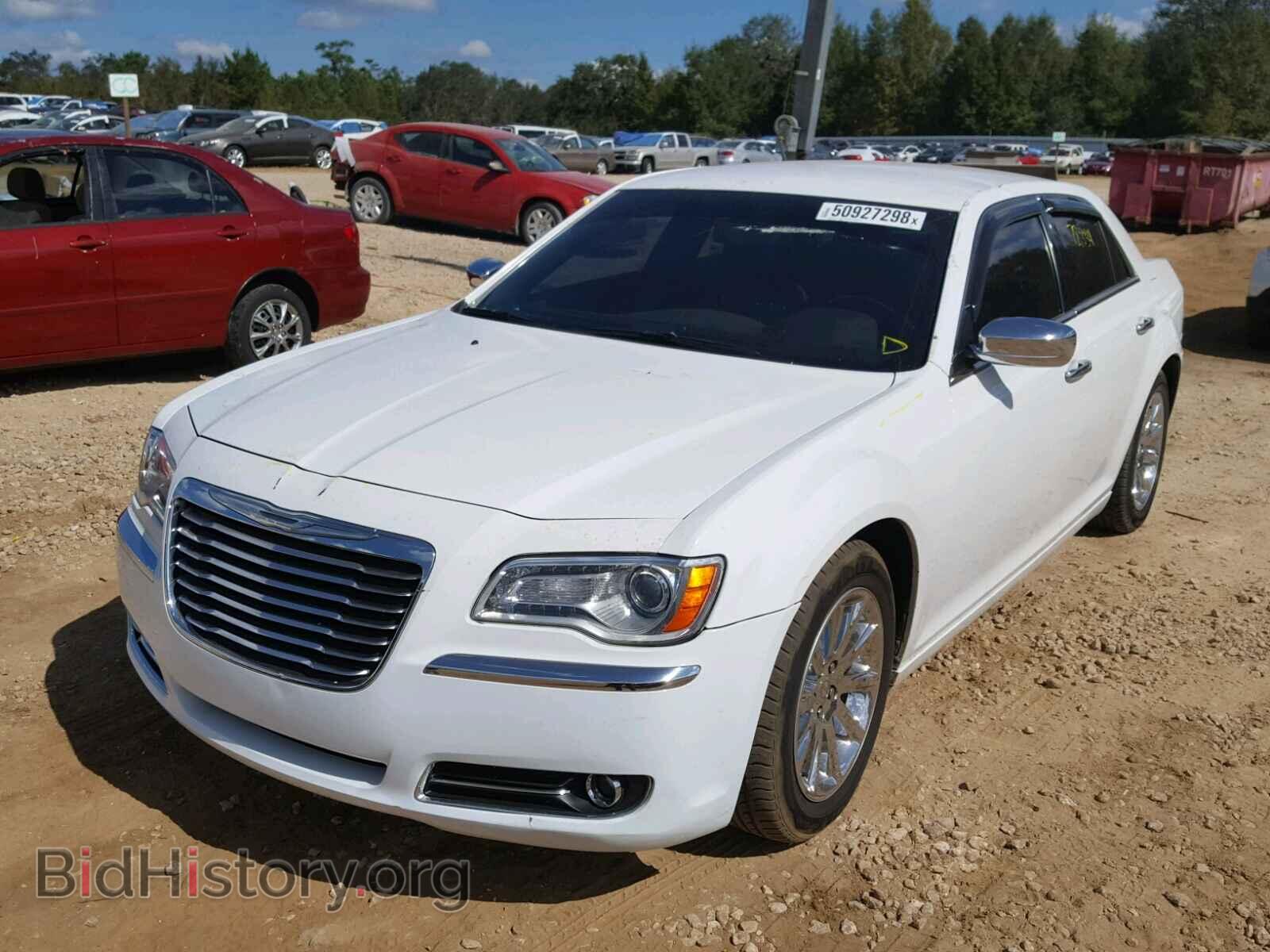 2013 CHRYSLER 300 - VIN: 2C3CCAET6DH564402 - Фото 2