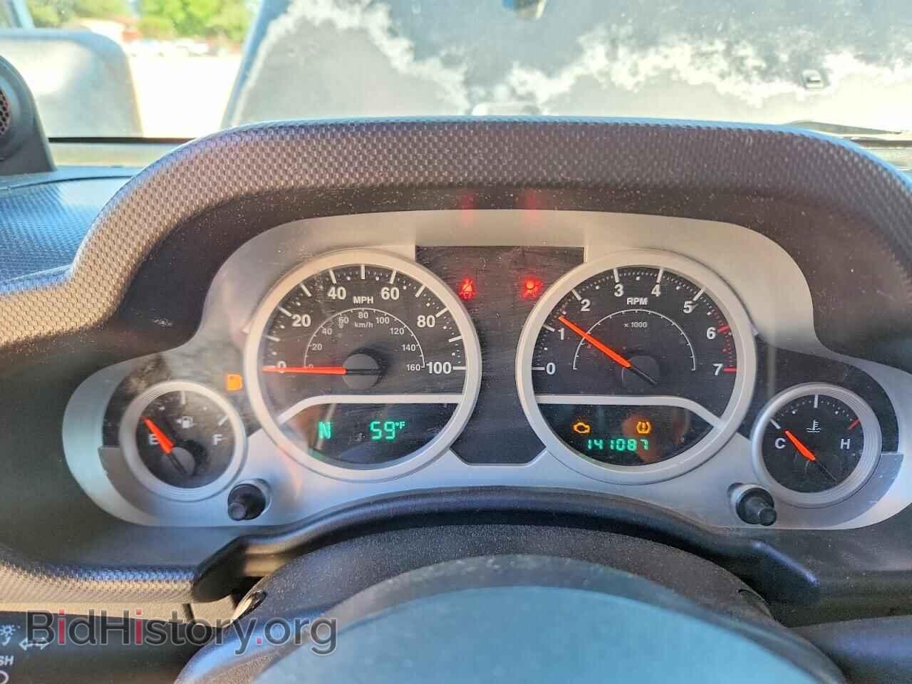 2010 JEEP All Models - VIN: 1J4AA2D1XAL133388 - Фото 9