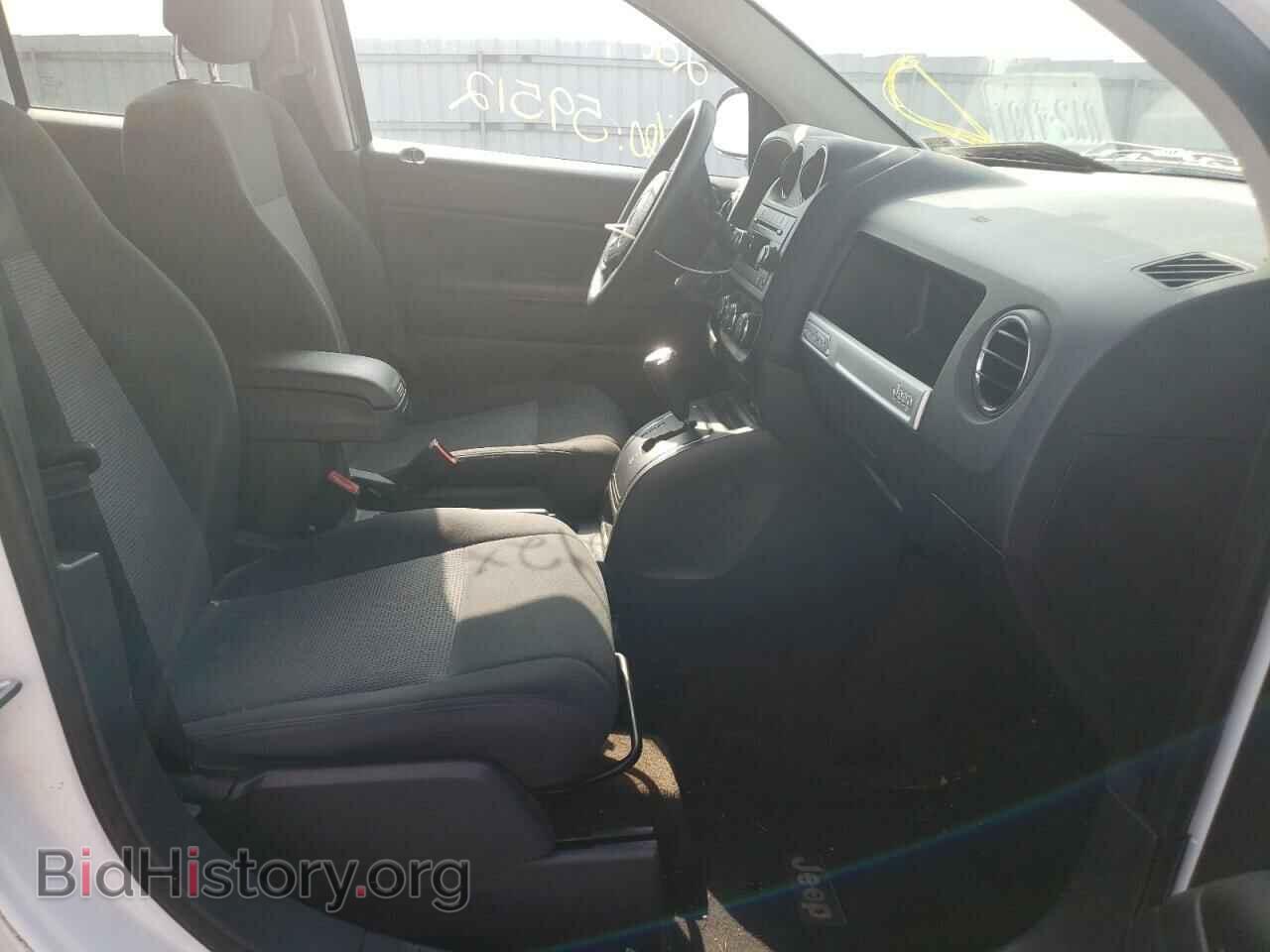 2014 JEEP COMPASS - VIN: 1C4NJDBB1ED777568 - Фото 5