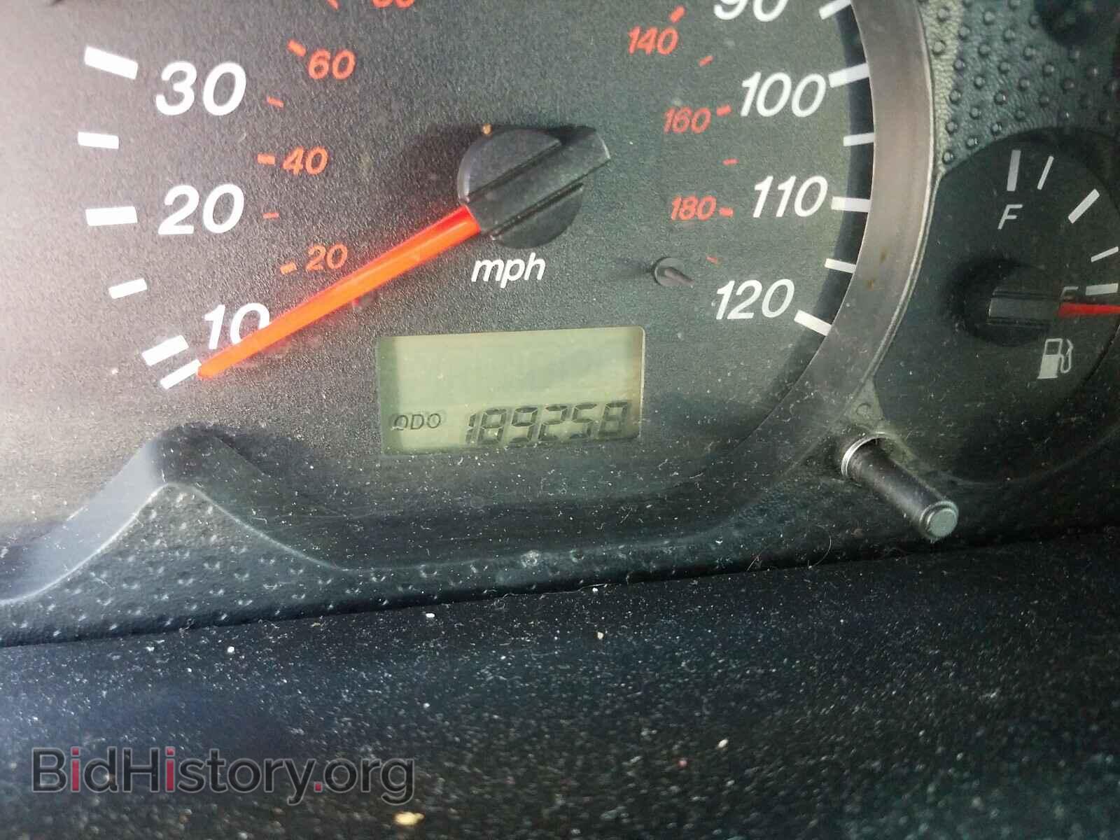2002 MAZDA TRIBUTE - VIN: 4F2CU081X2KM03909 - Фото 8