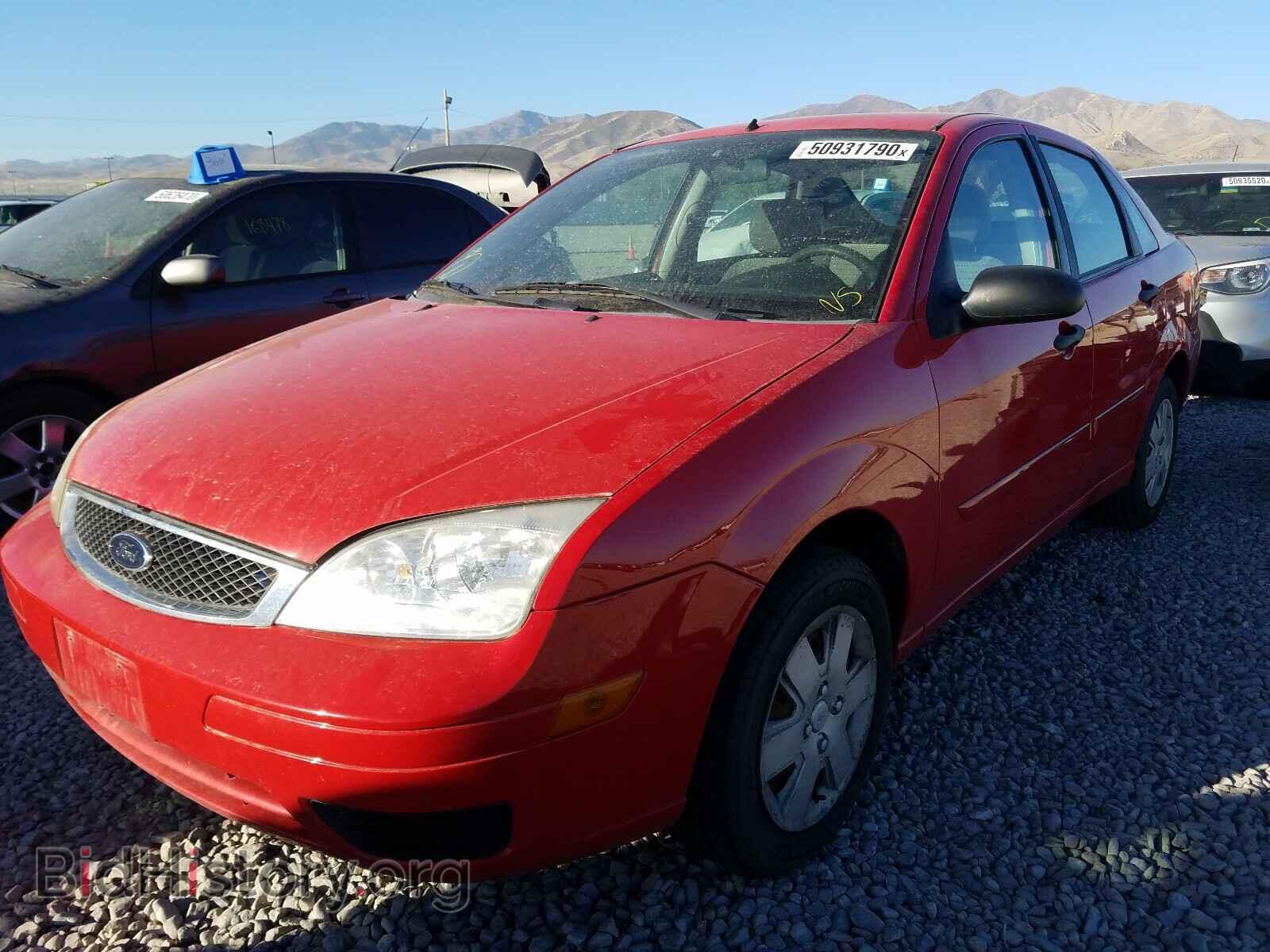 2007 FORD FOCUS - VIN: 1FAFP34N17W103079 - Фото 2