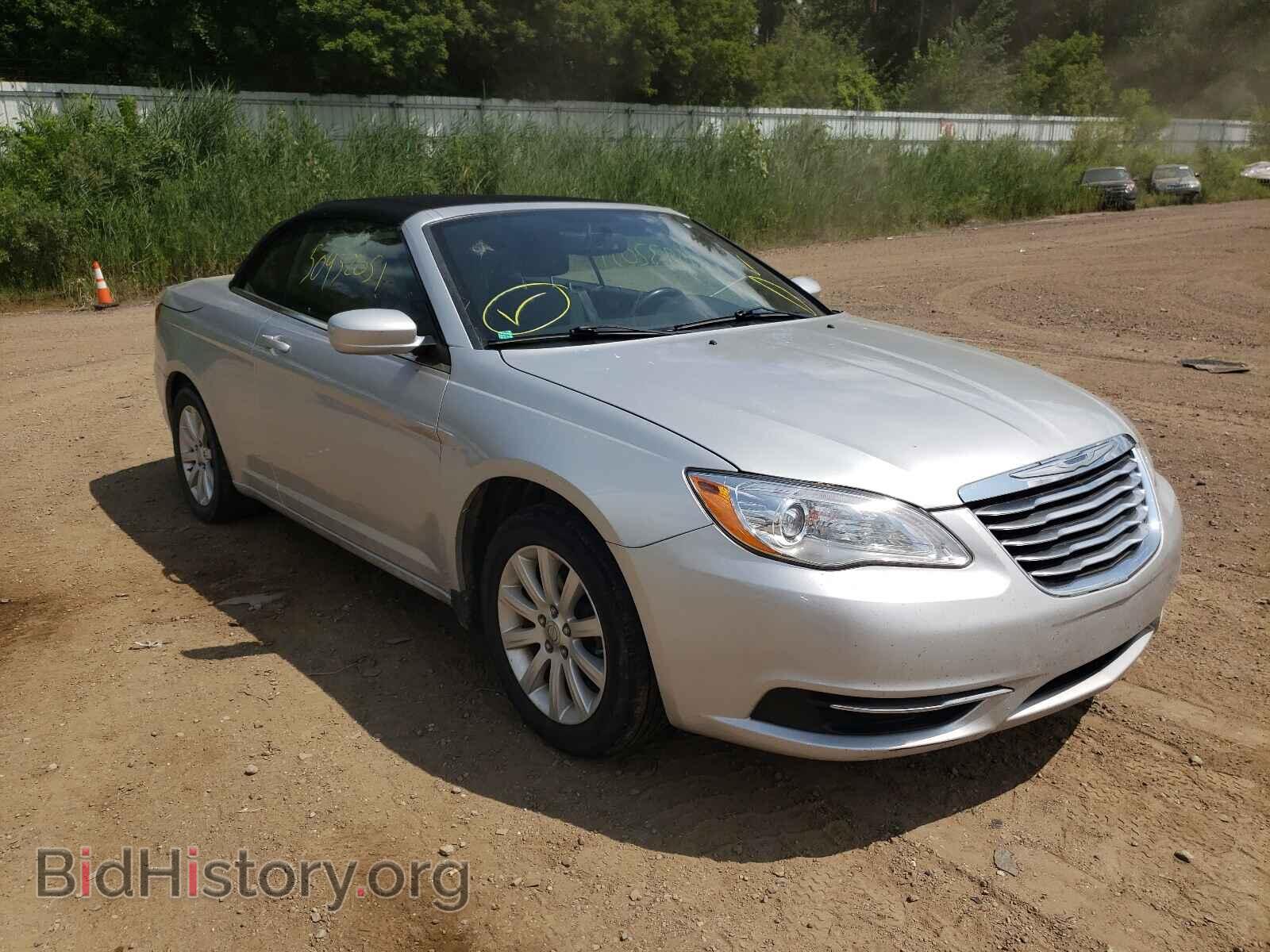 Photo 1C3BC2EB9BN555030 - CHRYSLER 200 2011