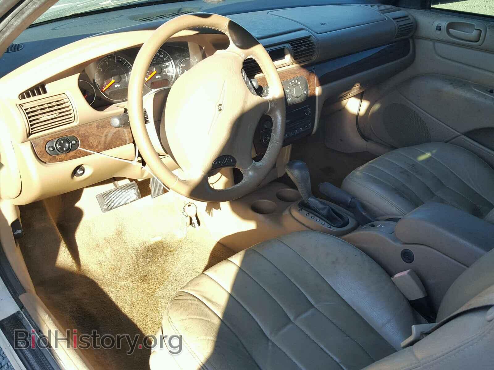 2004 CHRYSLER SEBRING - VIN: 1C3EL55R74N107254 - Фото 9