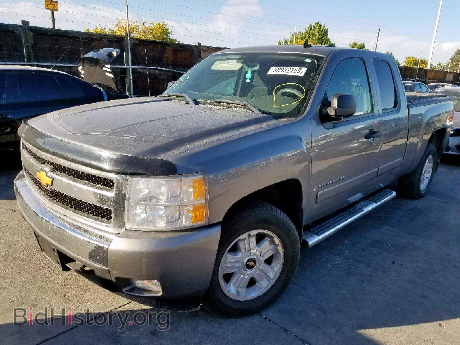 2008 CHEVROLET SILVERADO - VIN: 2GCEK190081306804 - Фото 2